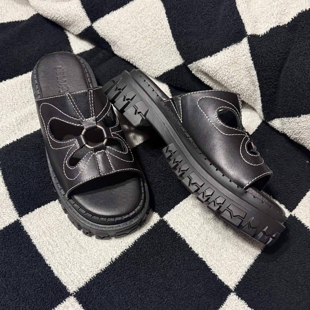 Brand New Delia’s by Dolls Kill Chunky Butterfly Sandals